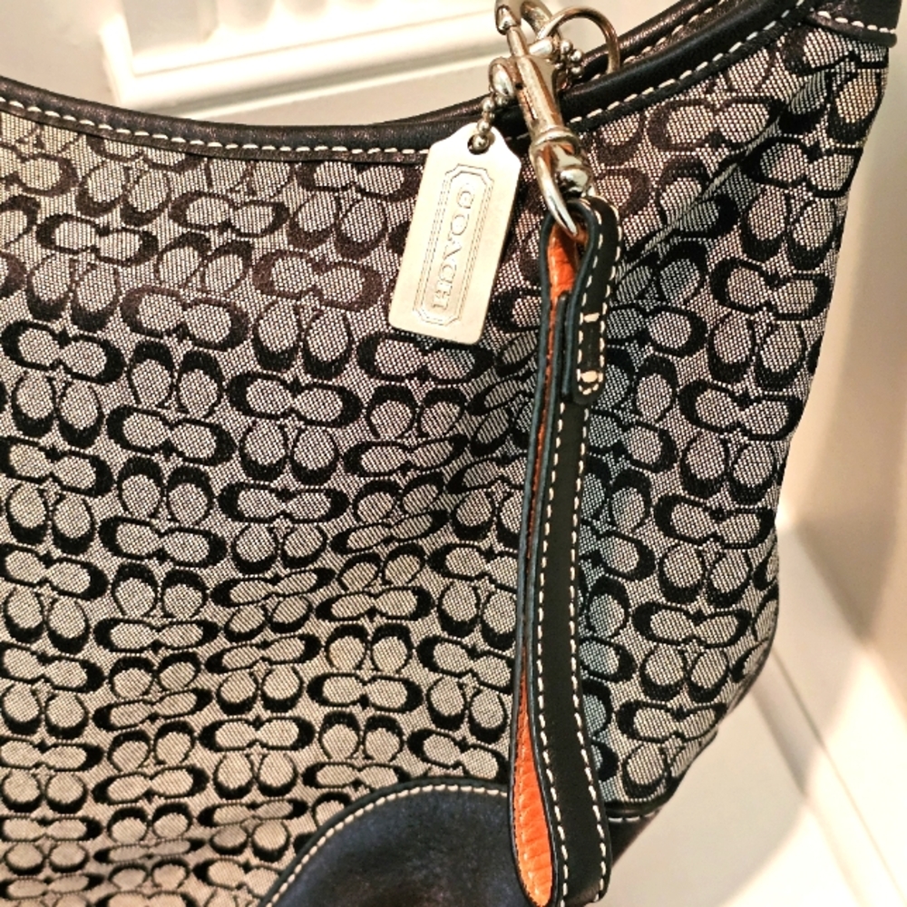 Vintage COACH Monogram Bag - Picture 2 of 3